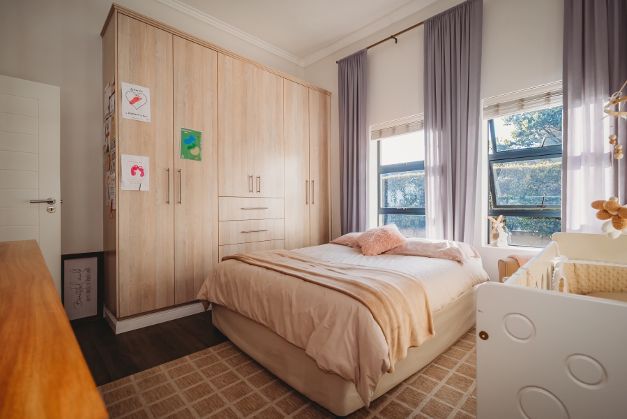 4 Bedroom Property for Sale in Kraaibosch Manor Western Cape